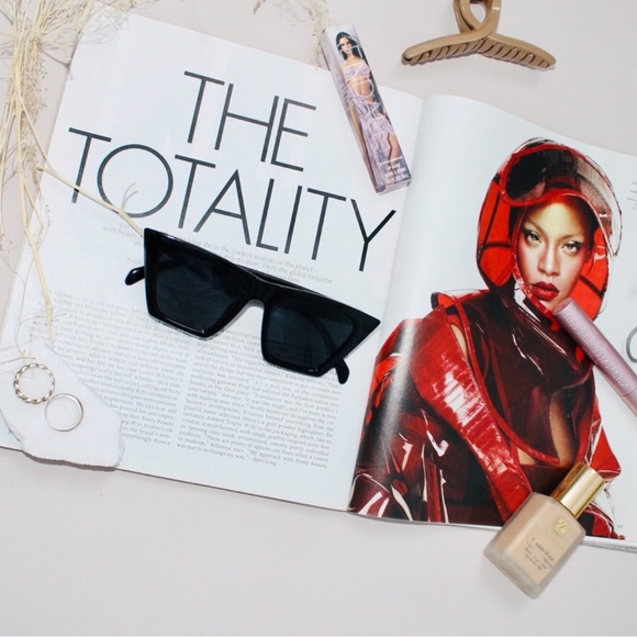 HAILEY BIEBER Cat Eye Sunglasses - Picture 2 of 6